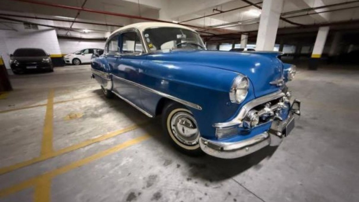 Ícone dos anos 50, Chevrolet Bel Air 1953 vai a leilão por R$ 70 mil Ícone dos anos 50, Chevrolet Bel Air 1953 vai a leilão por R$ 70 mil