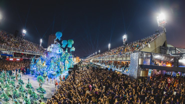 CET-Rio organiza operação de trânsito para blocos de Carnaval