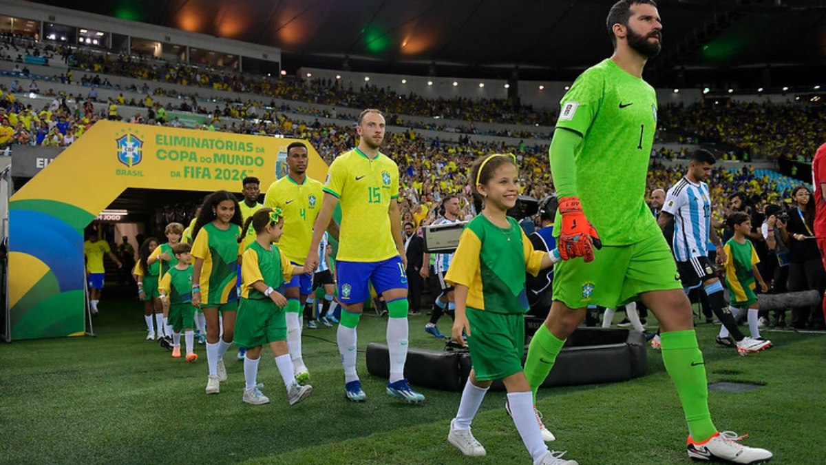 Brasil x Argentina: veja público e renda de jogo no Maracanã pelas  Eliminatórias < No Ataque