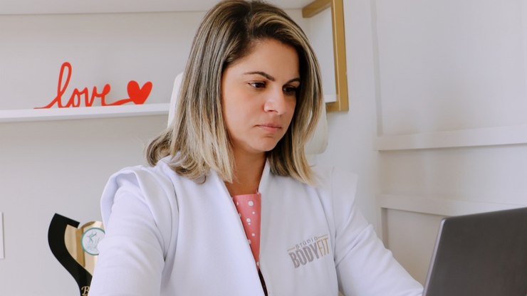 Autismo na vida adulta: como o TEA afeta a vida e carreira