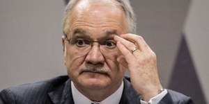 Fachin: críticas não fragilizam STF, mas fortalecem democracia
