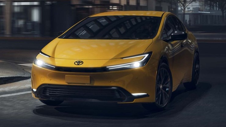 Toyota apresenta protótipo do Prius plug-in flex no Brasil