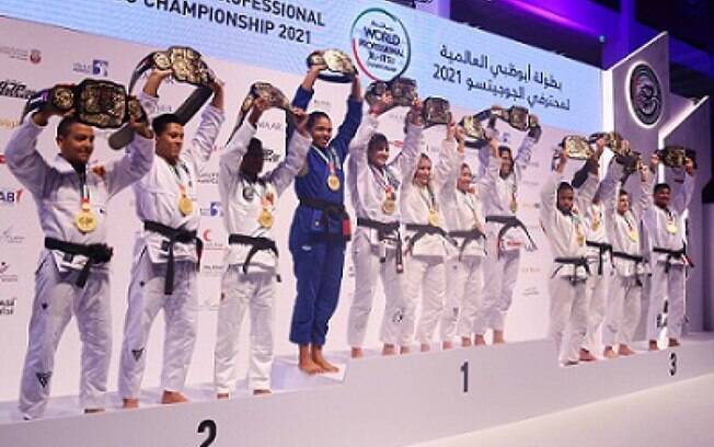 Campeões na faixa-preta são definidos em grande dia de Jiu-Jitsu no Abu Dhabi World Pro