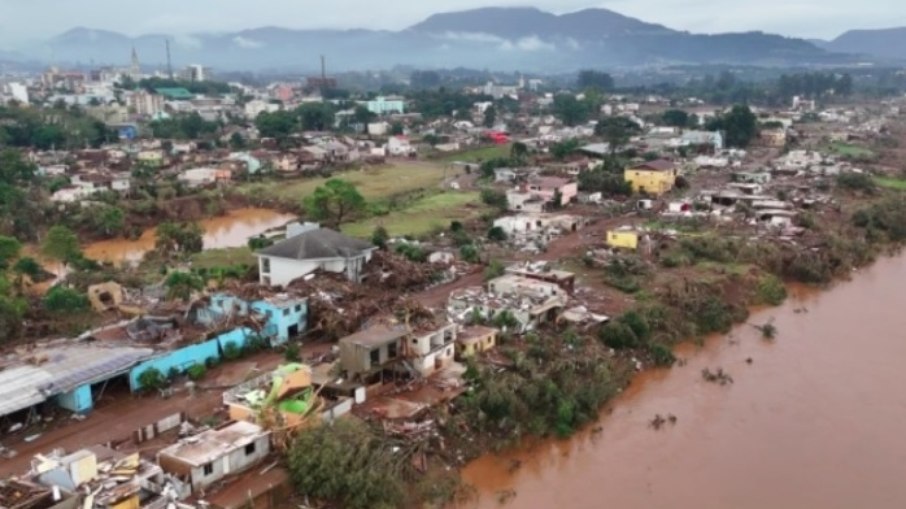 Imagens da Nasa mostram a dimensão da tragédia no Rio Grande do Sul
