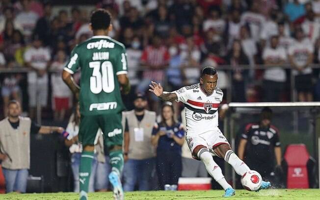 São Paulo pode ter novas vendas de jogadores na metade do ano