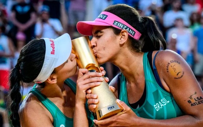 Duda e Ana Patrícia vencem dupla do Canadá e são campeãs mundiais de vôlei de praia