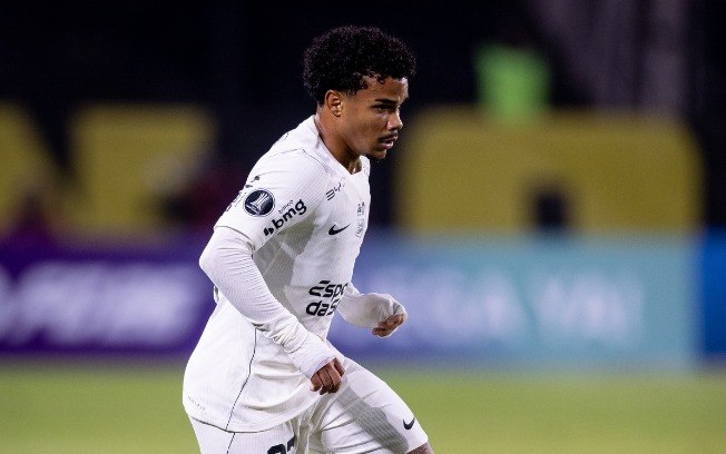Kaio César marca seu primeiro gol pelo Corinthians Kaio César marca seu primeiro gol pelo Corinthians