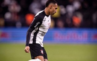 Matheuzinho lamenta falta de concentração do Corinthians