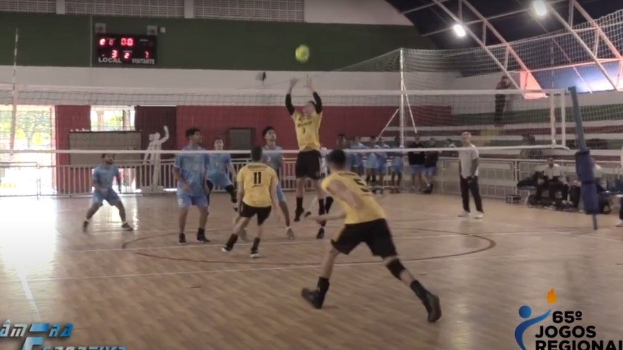 Vôlei masculino de Guarulhos em jogo diante de Ferraz de Vasconcelos. Vôlei masculino de Guarulhos em jogo diante de Ferraz de Vasconcelos.