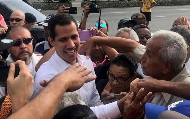 Juan Guaidó comentou atitude do governo norte-americano e apontou que país está ao lado da Venezuela