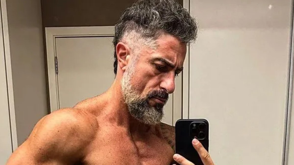 Marcos Mion ostenta corpo sarado para viver lutador de MMA no cinema