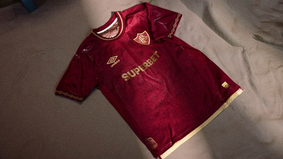 Nova camisa do Fluminense une grená e dourado