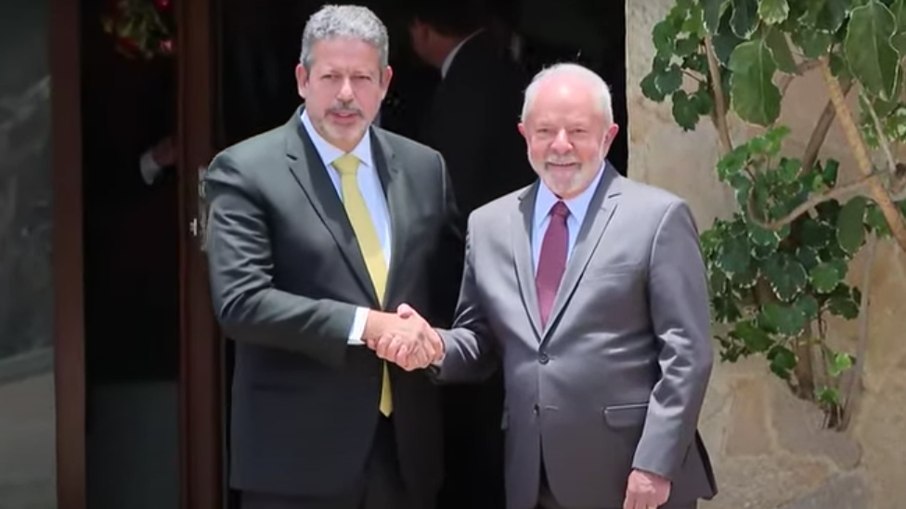 Lula e Lira se encontram pela primeira vez após a vitória do petista nas eleições 2022