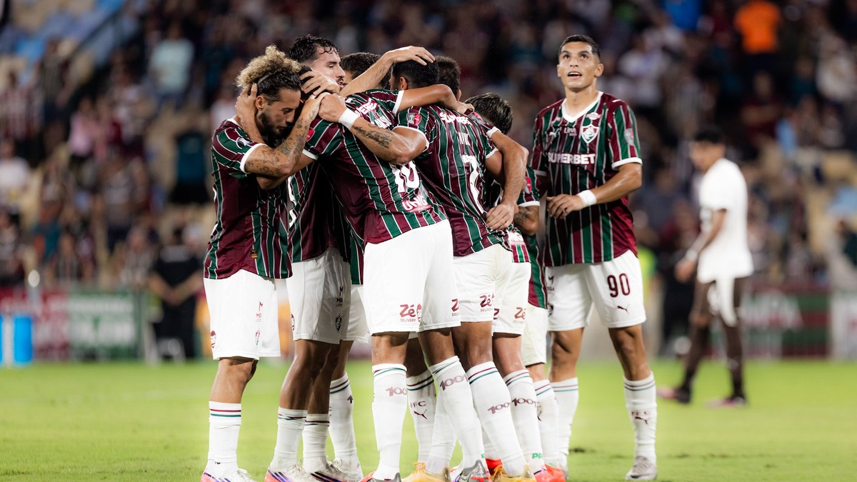 Torcida do Fluminense se revolta com ídolo após chance perdida na Libertadores