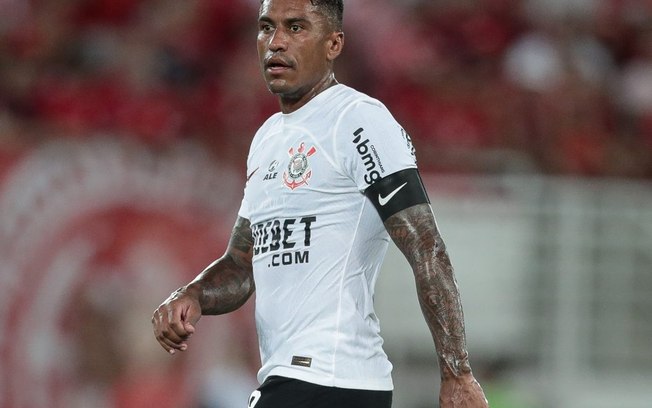 Corinthians anuncia saída do ídolo, Paulinho