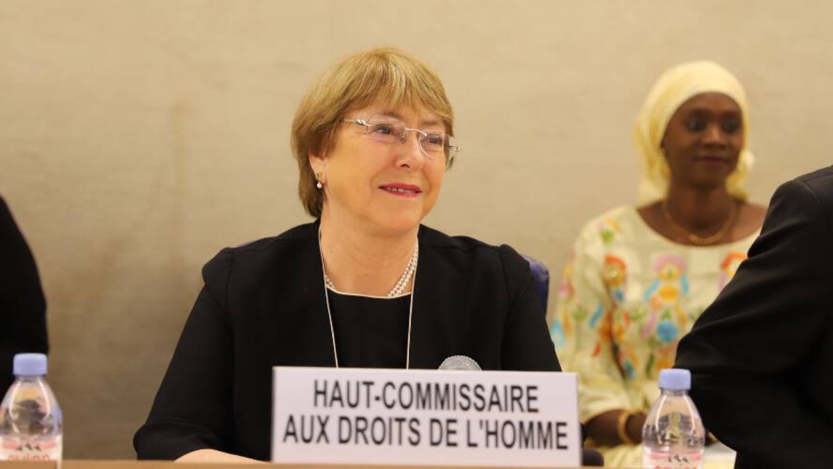 Bachelet durante sessão do Conselho de Direitos Humanos, em Genebra