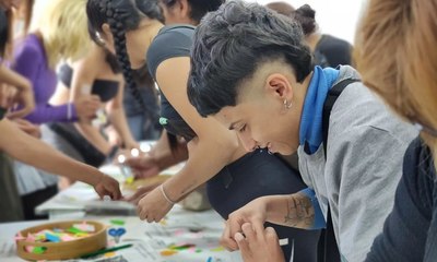 Influencer revela escola exclusiva para pessoas trans na Argentina