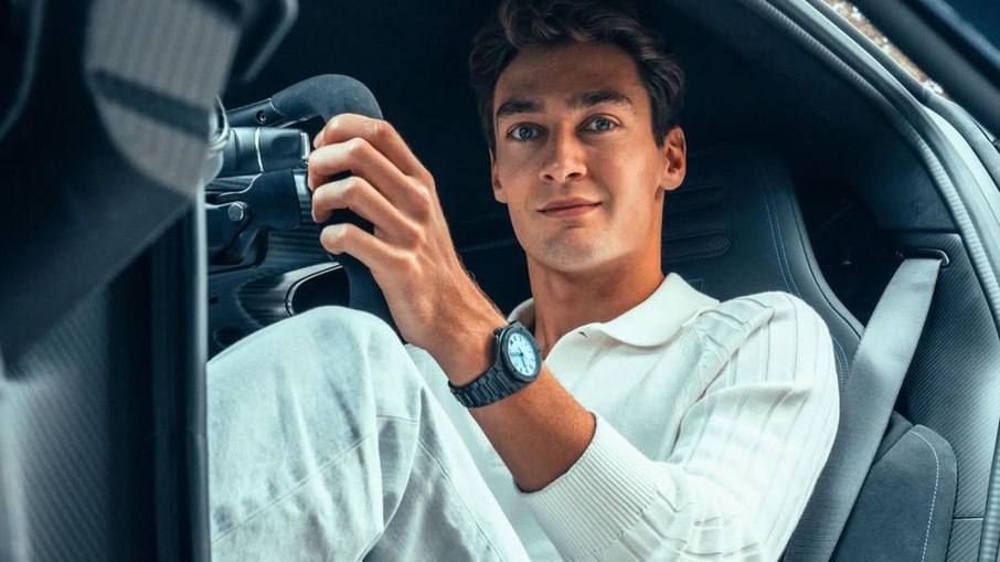 Russell no Mercedes-AMG One adquirido por ele Russell no Mercedes-AMG One adquirido por ele