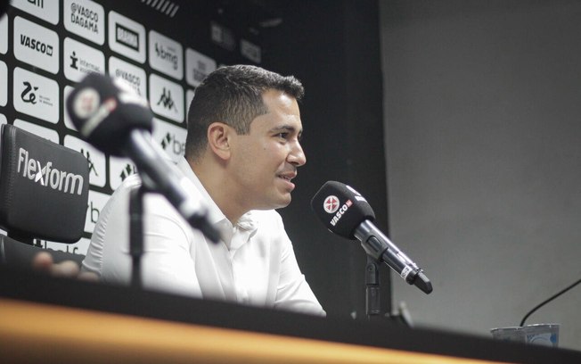 Pedro Martins não permaneceu no Vasco após a troca de comando do futebol Pedro Martins não permaneceu no Vasco após a troca de comando do futebol