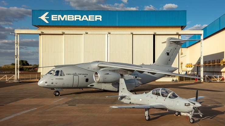 Embraer%20entrega%20avi%C3%A3o%20militar%20a%20Portugal%20e%20inicia%20testes%20de%20outro