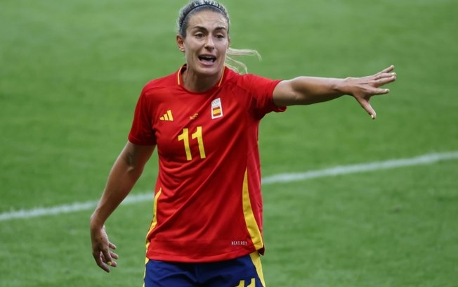 La centrocampista española Alexia Butellas durante el partido entre España y Nigeria de la segunda ronda del Grupo C del torneo de fútbol femenino de los Juegos Olímpicos de París en el estadio La Beaujoire de Nantes el 28 de julio de 2024.