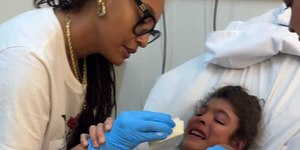 Sheron Menezzes fala sobre saúde do filho após susto no hospital