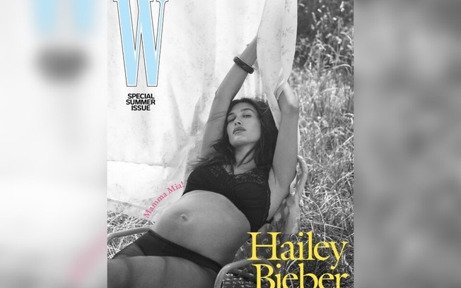 Hailey Bieber posa grávida para revista americana