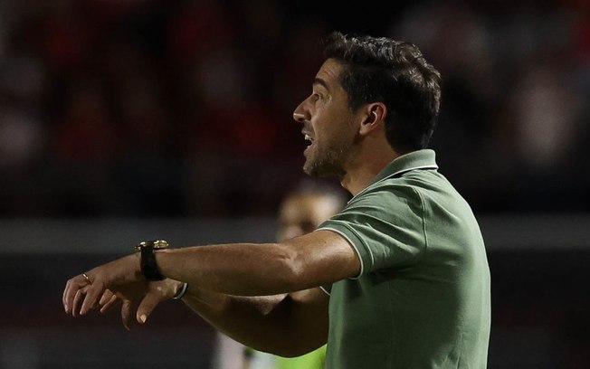 Abel pede “mais vontade” de Flaco López e diz que Palmeiras precisa de um novo centroavante Abel pede “mais vontade” de Flaco López e diz que Palmeiras precisa de um novo centroavante