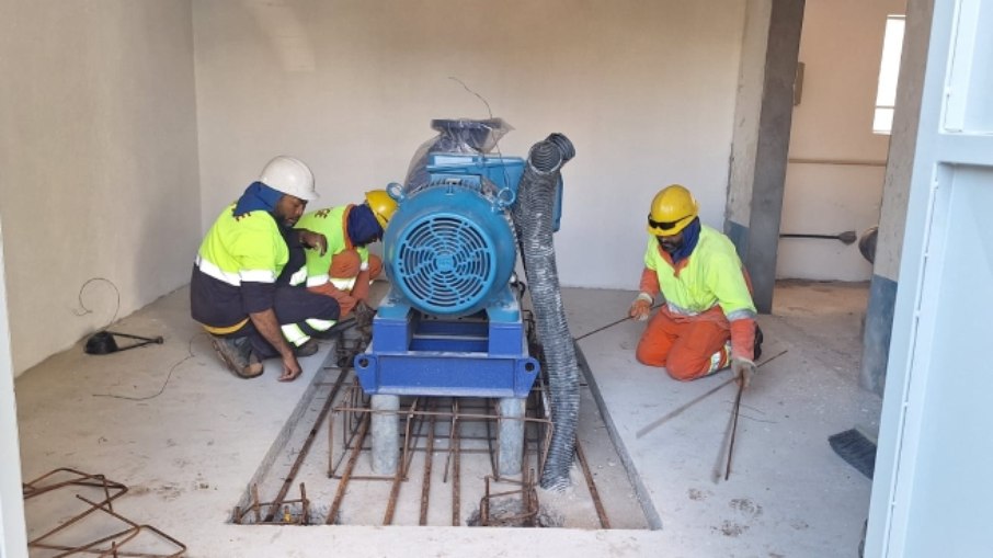 Instalação de um novo conjunto de bombas no recalque Santa Cândida Instalação de um novo conjunto de bombas no recalque Santa Cândida