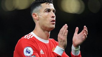 Cristiano Ronaldo pede saída do Manchester United, diz jornal