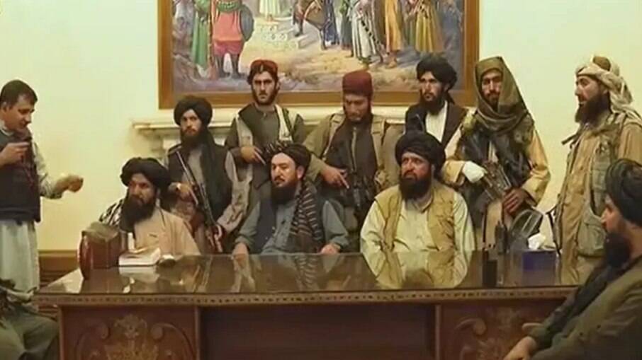 Representantes do governo Talibã