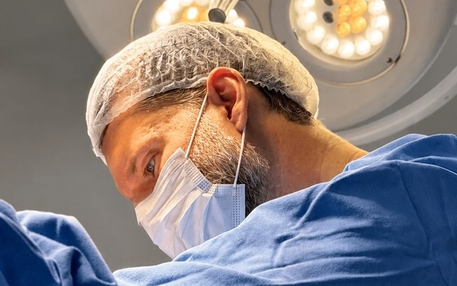 Gibran Chedid explica como funciona o deep plane facelift