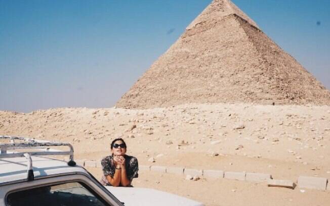 A atriz Giulia Costa dá detalhes de sua viagem ao Marracos e ao Egito e conta história inusitada