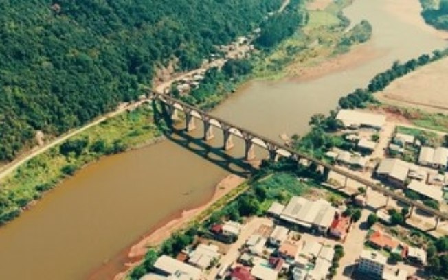Como um município brasileiro acelera a resposta às enchentes com a detecção de nível de água do Hikvision