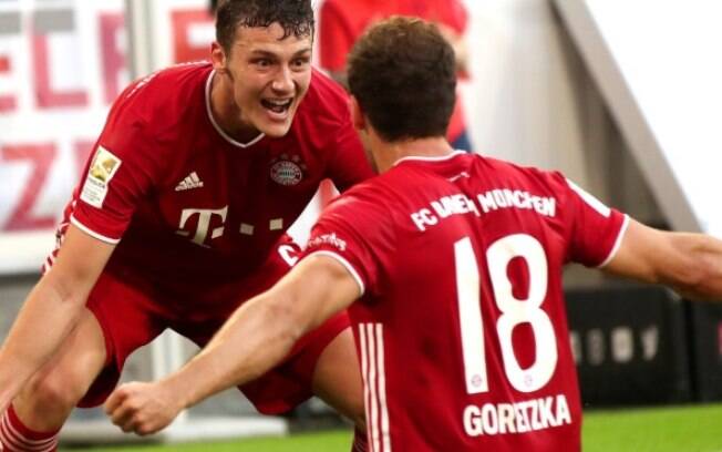 Bayern está com a mão na taça do Campeonato Alemão