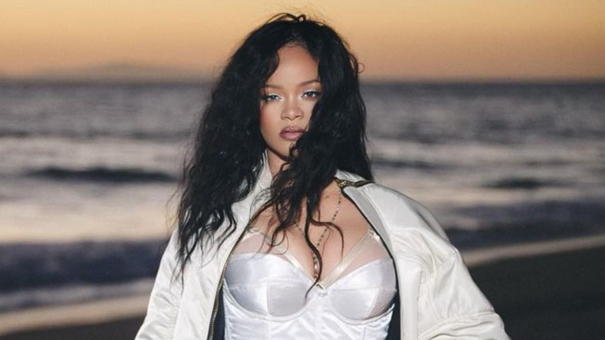 Rihanna entrega detalhes da maternidade