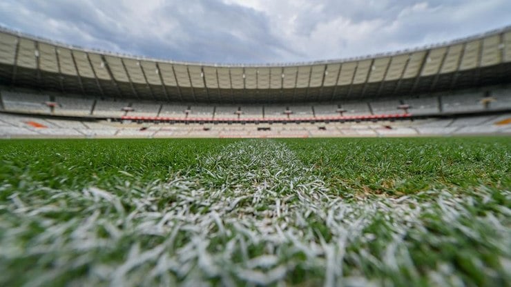 Onde assistir: Cruzeiro e Grêmio se enfrentam neste domingo (13)