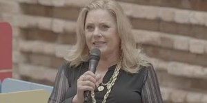 Vera Fischer relembra término com Felipe Camargo e uso de droga