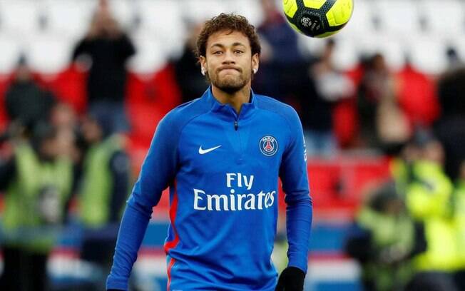 Neymar é jogador do PSG e estaria nos planos do Real Madrid