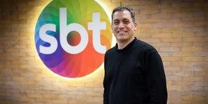 SBT passa o facão em três diretores e escolhe nova chefona