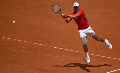 Novak Djokovic perde e está fora do Masters 1000 de Xangai