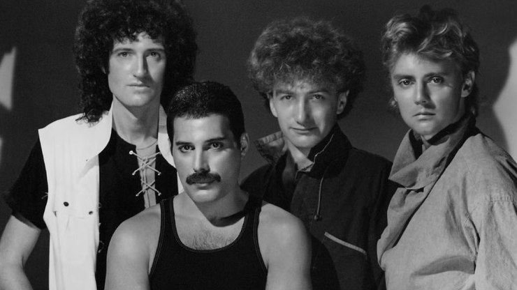 Trabalhar com Freddie Mercury era difícil e “irritante” no início, diz guitarrista do Queen