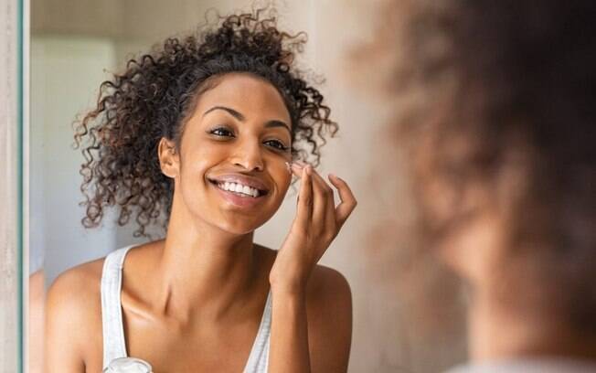 Guia prático: 5 dicas para combater o envelhecimento da sua pele