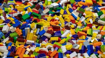 Polícia prende quadrilha especializada em roubar LEGO