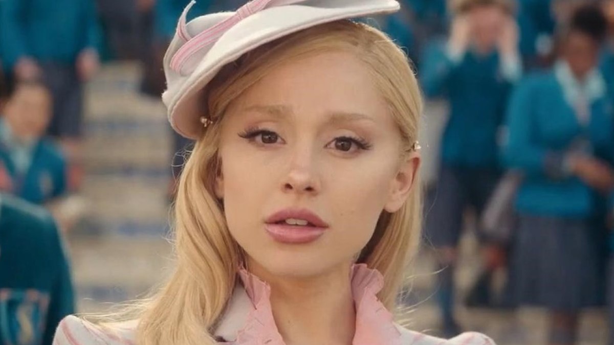 Ariana Grande é criticada após cancelar vinda ao Brasil