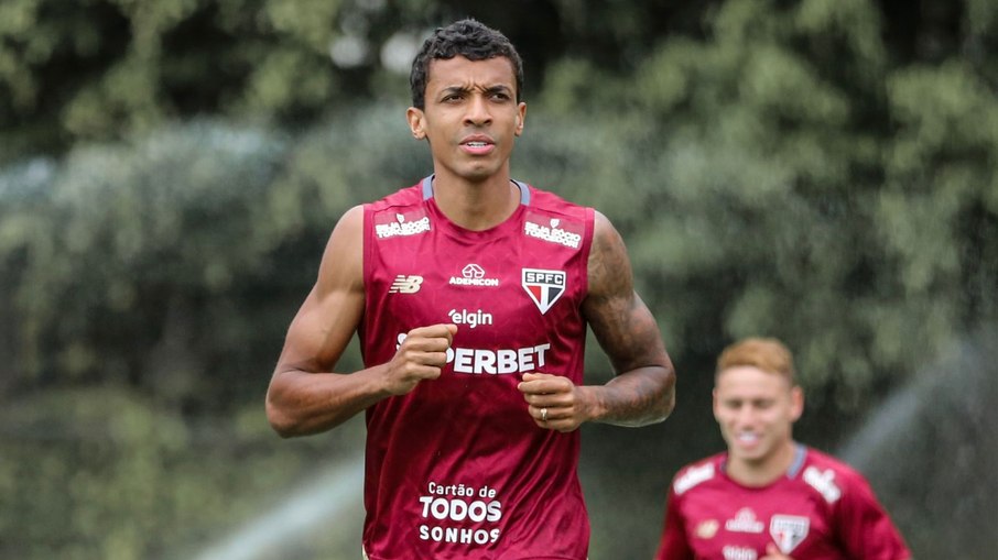 São Paulo não renovará o contrato do volante Luiz Gustavo