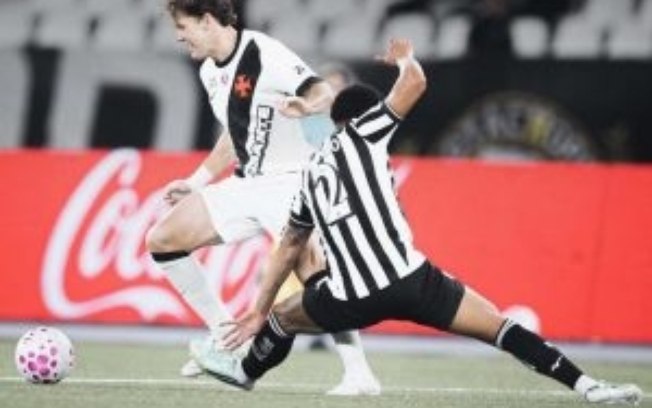 Vasco venceu o Botafogo por 2 a 1 no Nilton Santos