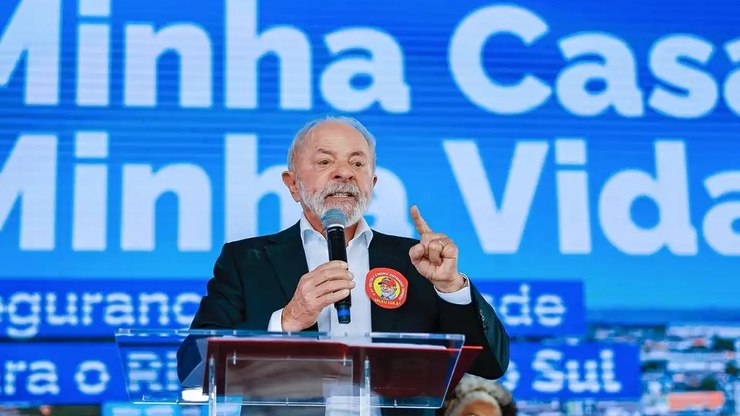 Lula será submetido a cirurgia de catarata nesta sexta-feira (30) Lula será submetido a cirurgia de catarata nesta sexta-feira (30)