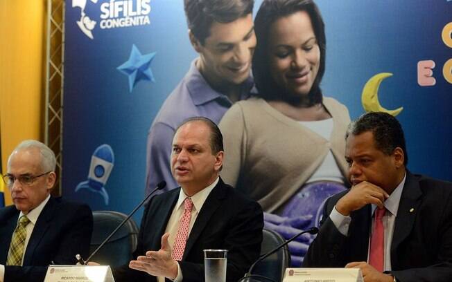 Ministro da Saúde, Ricardo Barros, fala sobre as estratégias usadas para aumentar o diagnóstico e prevenção da sífilis