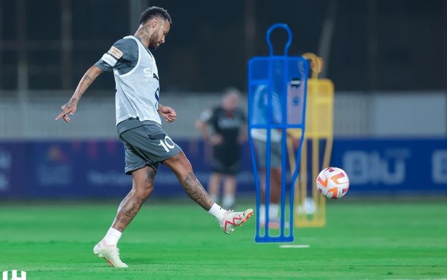 Neymar deverá estrear pelo Al-Hilal um mês após ser contratado